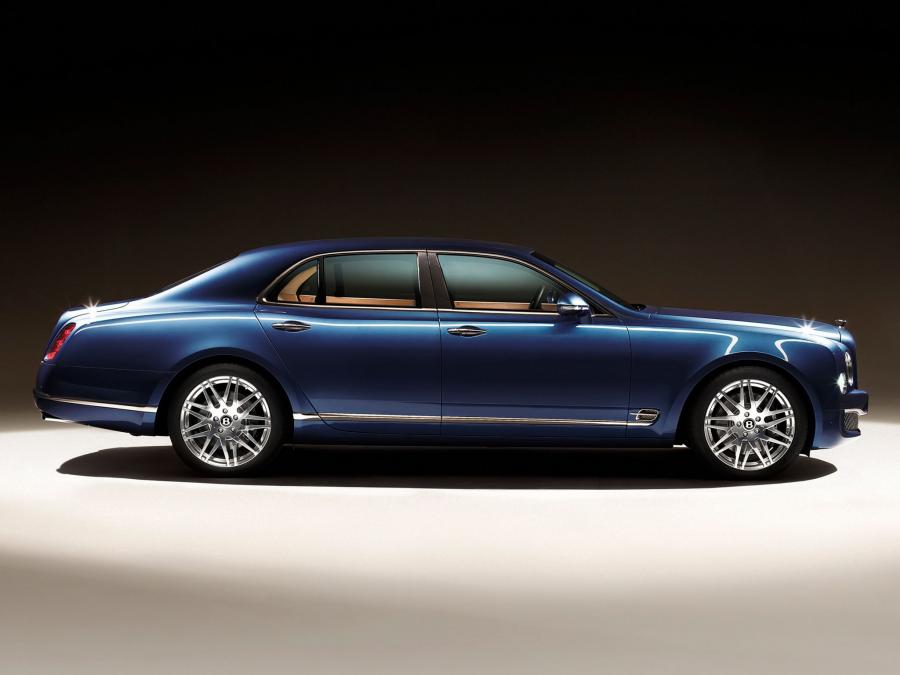  Bentley Mulsanne Executive Interior 2012 года  (фото 24 из 25)